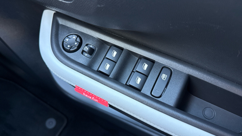 Citroen C3 Aircross 83kW Standard Range Max 44kWh 5dr Auto Electric Hatchback